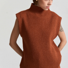 Жилет - Одежда, обувь